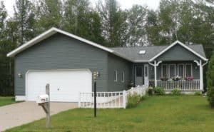 seamless-siding-central-michigan-300x185-1.jpg